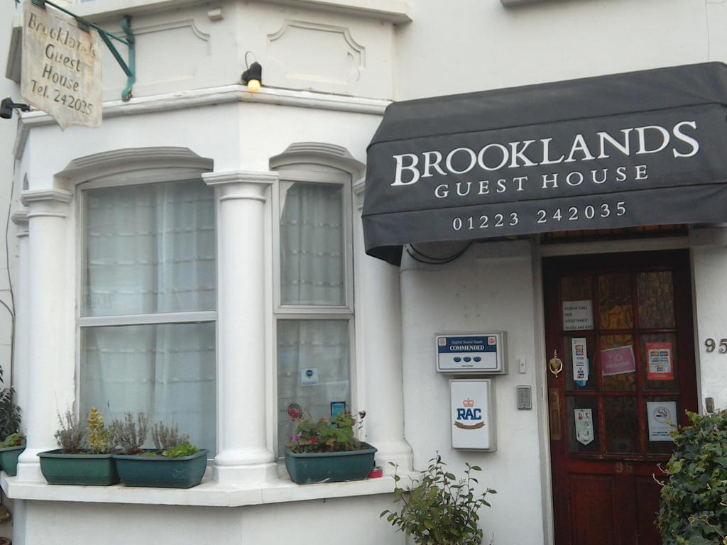 Brooklands Guest House CBG Extérieur photo