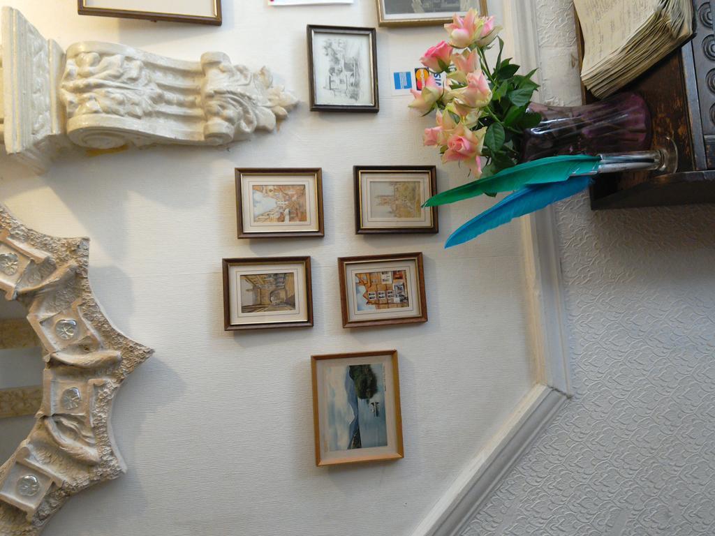 Brooklands Guest House CBG Extérieur photo
