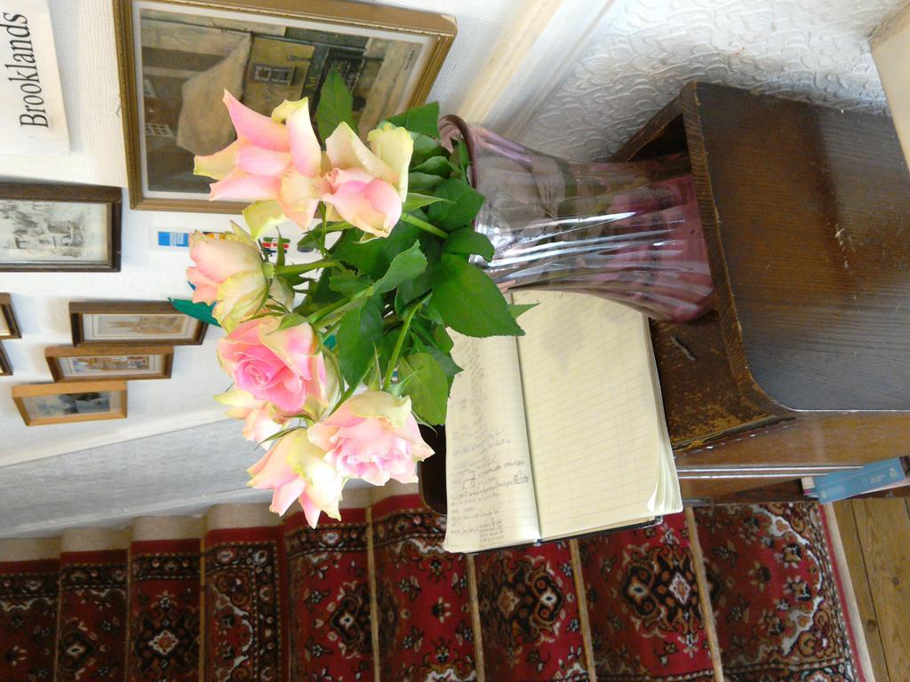 Brooklands Guest House CBG Extérieur photo